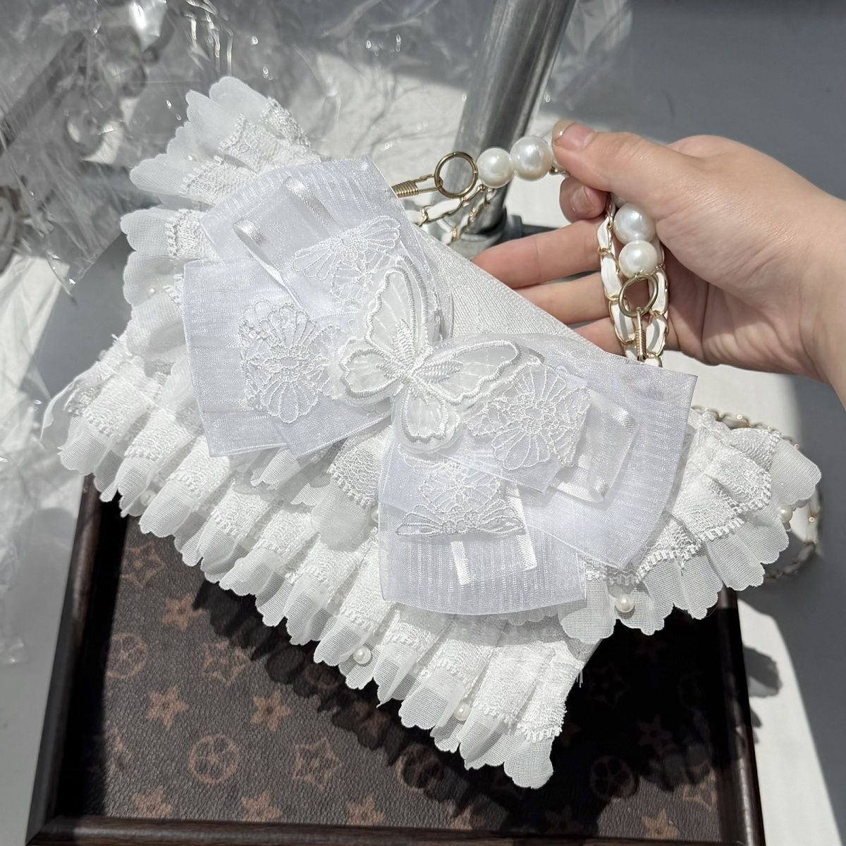 Phone Accessories Design - Bolsos cruzados blancos estilo Lolita, accesorios